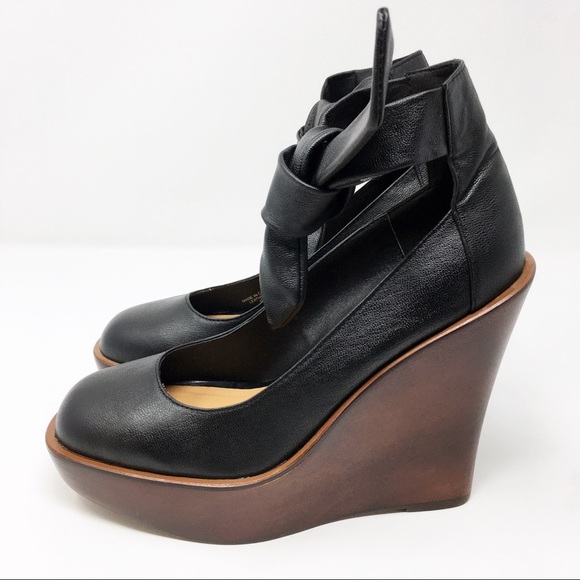 Kimchi Blue Shoes - Kimchi Blue Wedges With leather tie